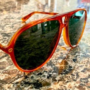Gucci GG0119S Men's / Women's Aviator Sunglasses